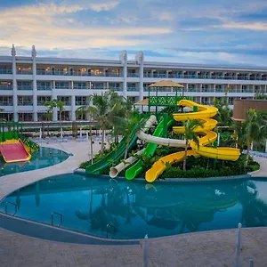 resort-princess-grand-jamaica.comcaribbean.com/